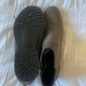 UGG short boots